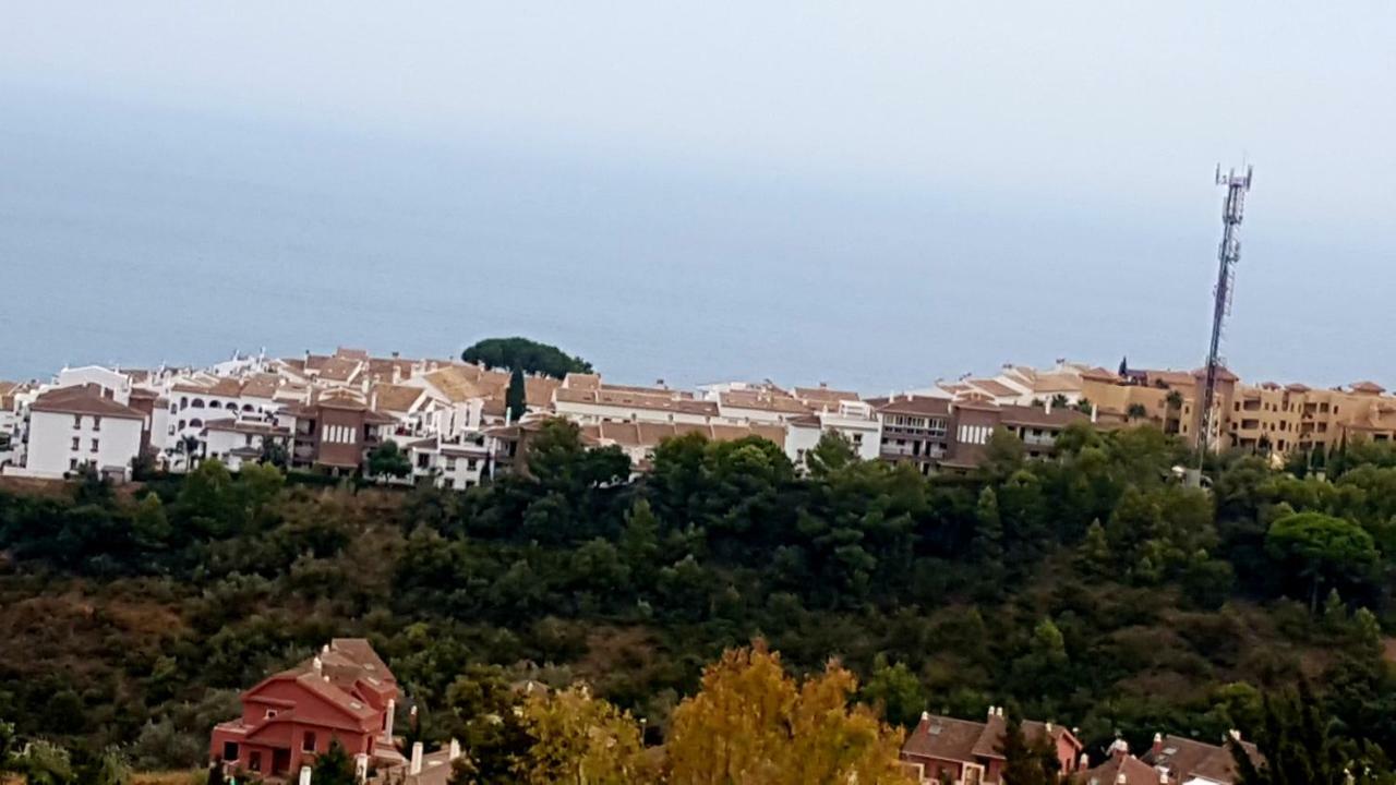 Excelente Habitacion En Bonita Y Tranquila Casa En Benalmadena Pueblo Apartment ภายนอก รูปภาพ