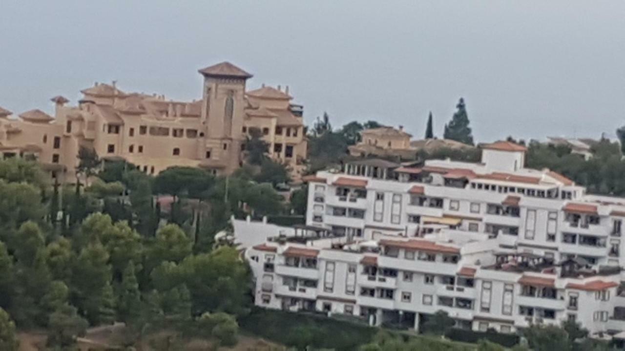 Excelente Habitacion En Bonita Y Tranquila Casa En Benalmadena Pueblo Apartment ภายนอก รูปภาพ
